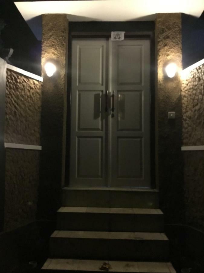Queen Guest House Tulamben Bagian luar foto